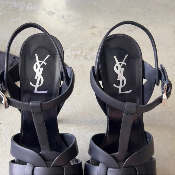 Saint Laurent NWT SIZE 7
Tribute Leather 105mm Platform Sandals - Picture 9 of 16